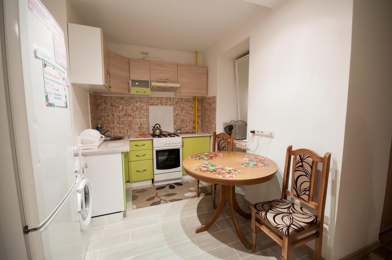 Zankovecka 3 Appartement Oezjhorod Buitenkant foto